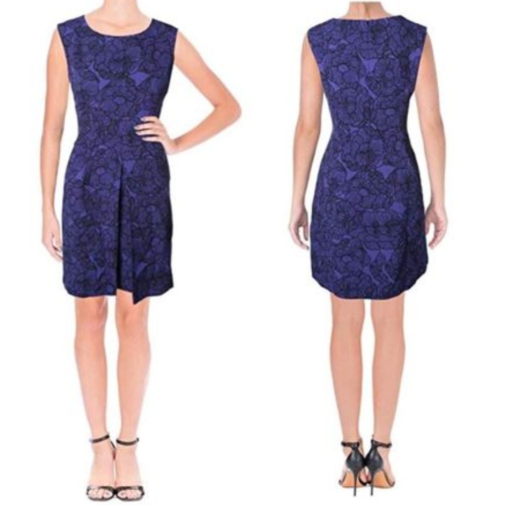 Floral Printed Blue Inverted Pleat Dress - Picture 4 of 5